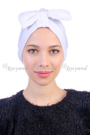 Fiyonklu Bone Beyaz