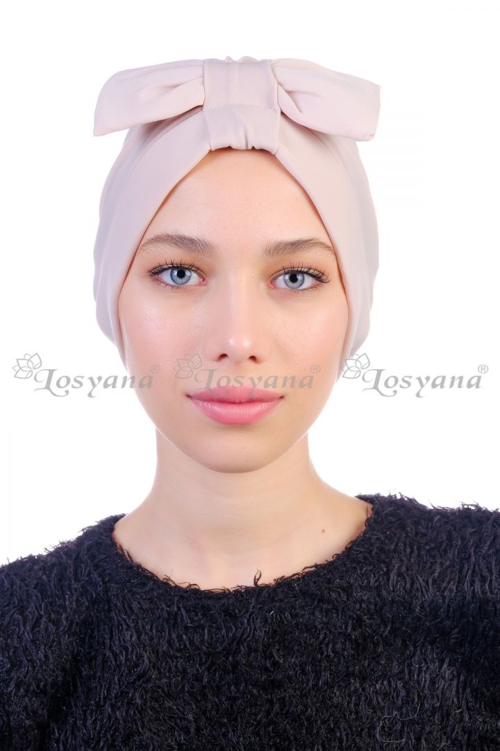 Fiyonklu Bone Açık Bej