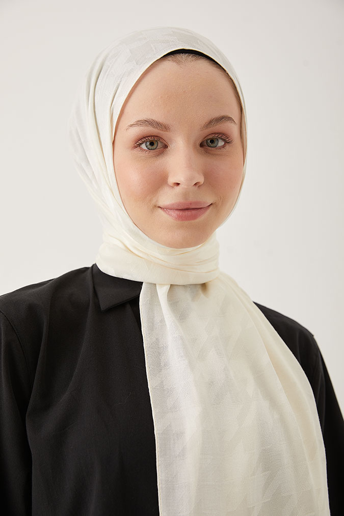 Parlak Jakar Kaz Ayağı