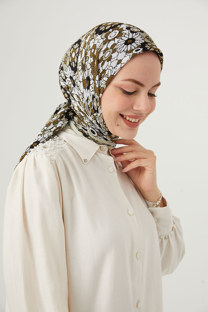Pliseli Eşarp Model A