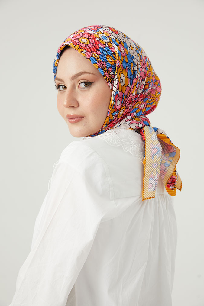 Pliseli Eşarp Model A