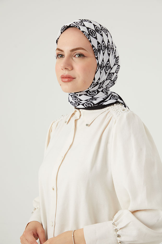Pliseli Eşarp Model B