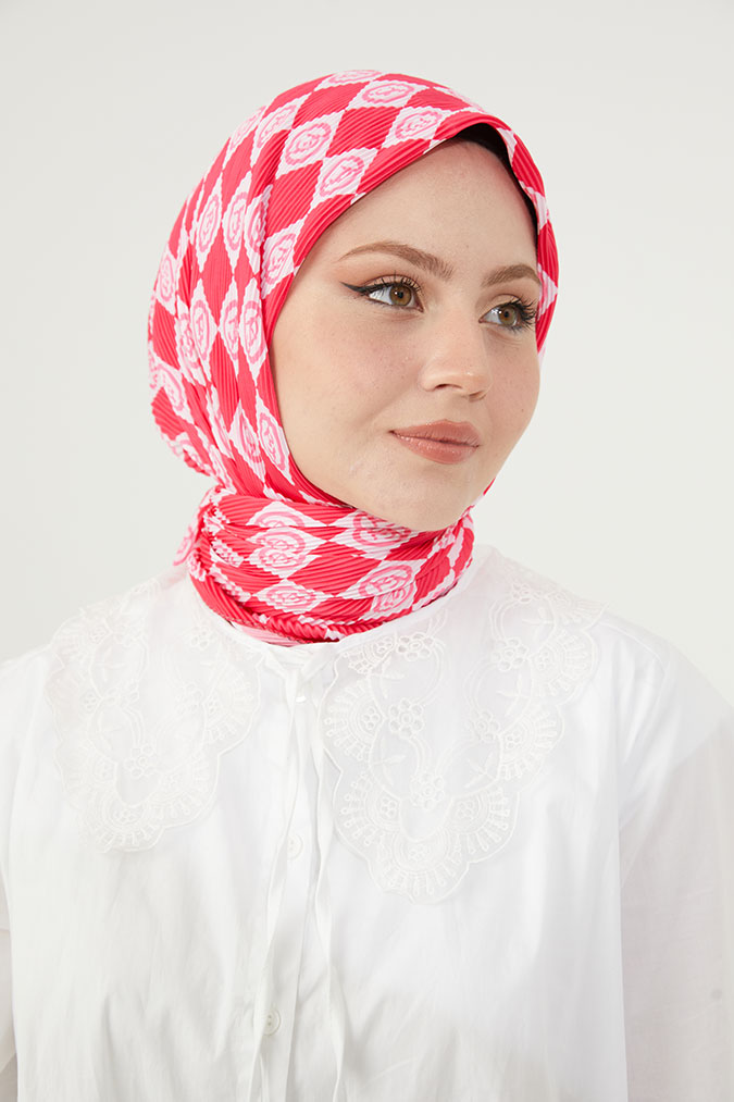 Pliseli Eşarp Model B