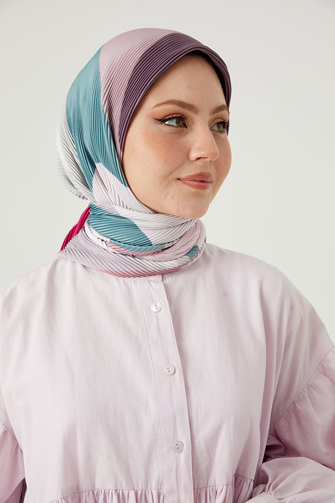Pliseli Eşarp Model E