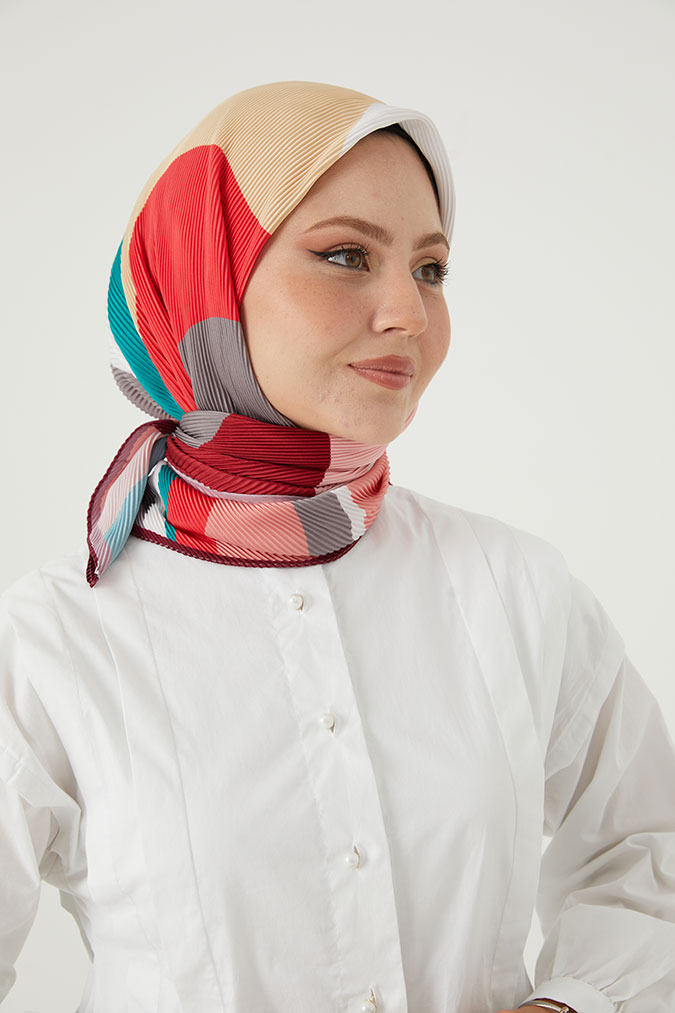 Pliseli Eşarp Model E