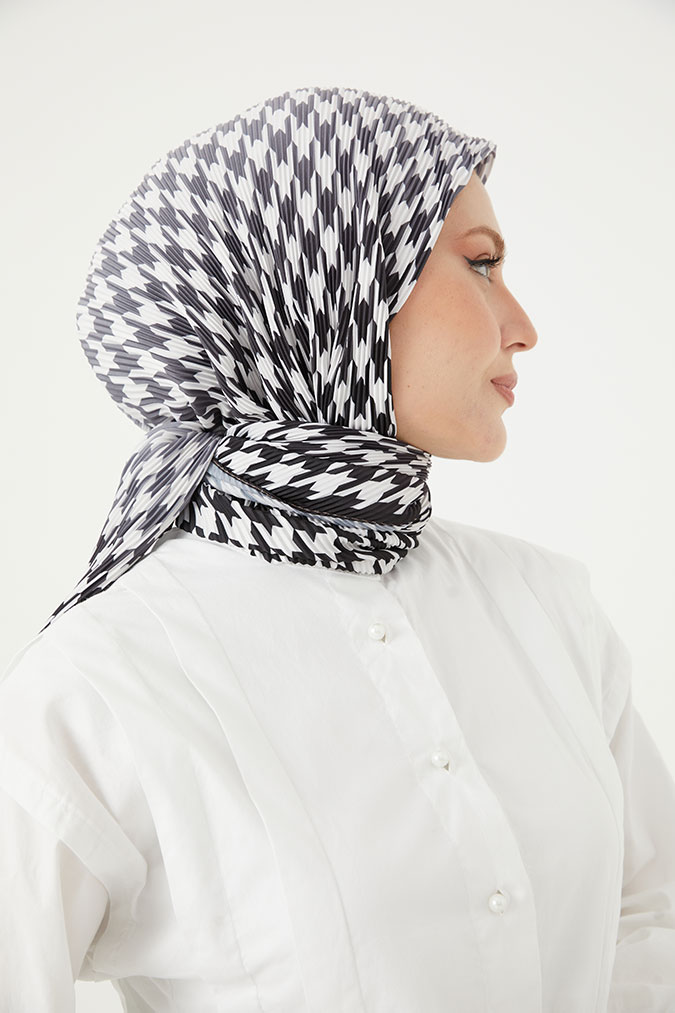Pliseli Eşarp Model F