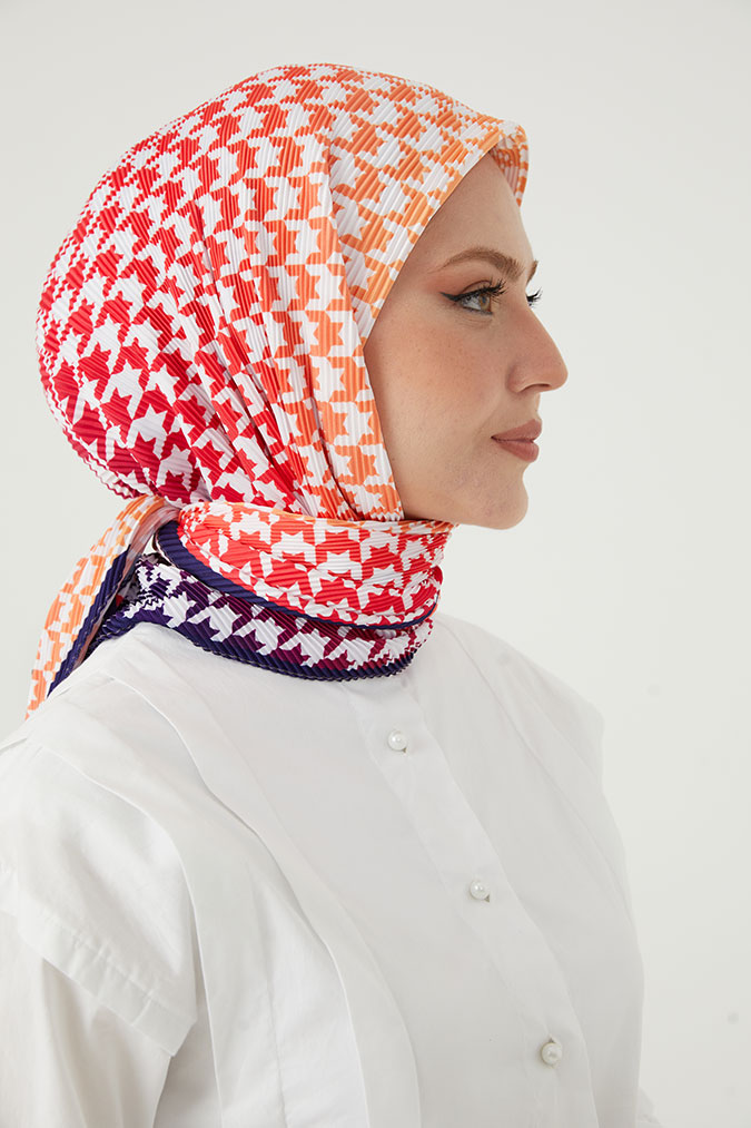 Pliseli Eşarp Model F